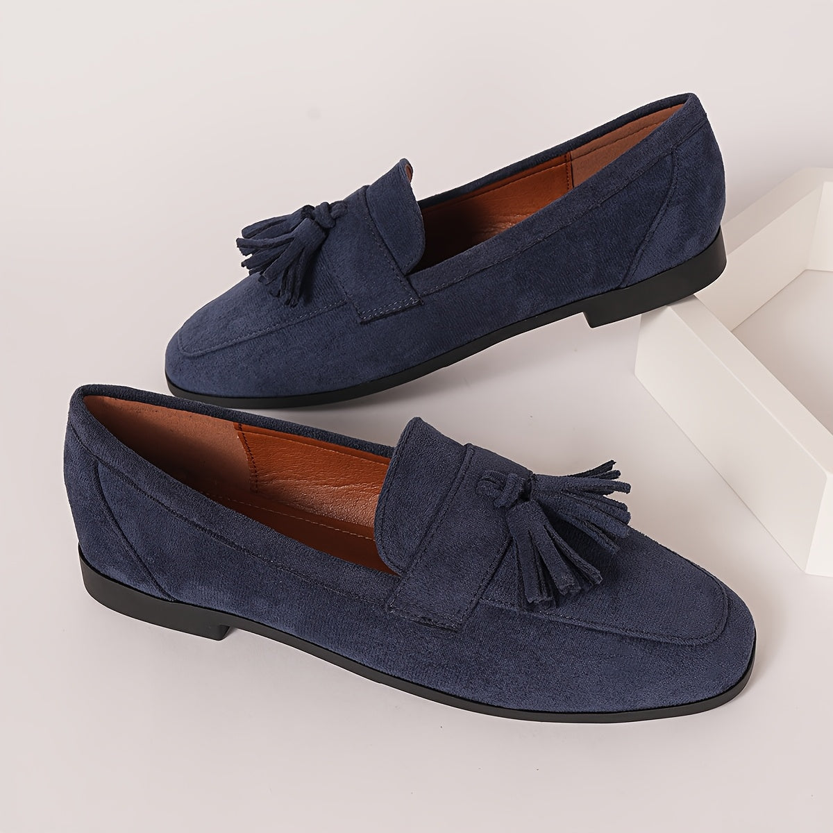Lieke - Stijlvolle Comfort Instappers Dames met Kwastjes en Lage Hak