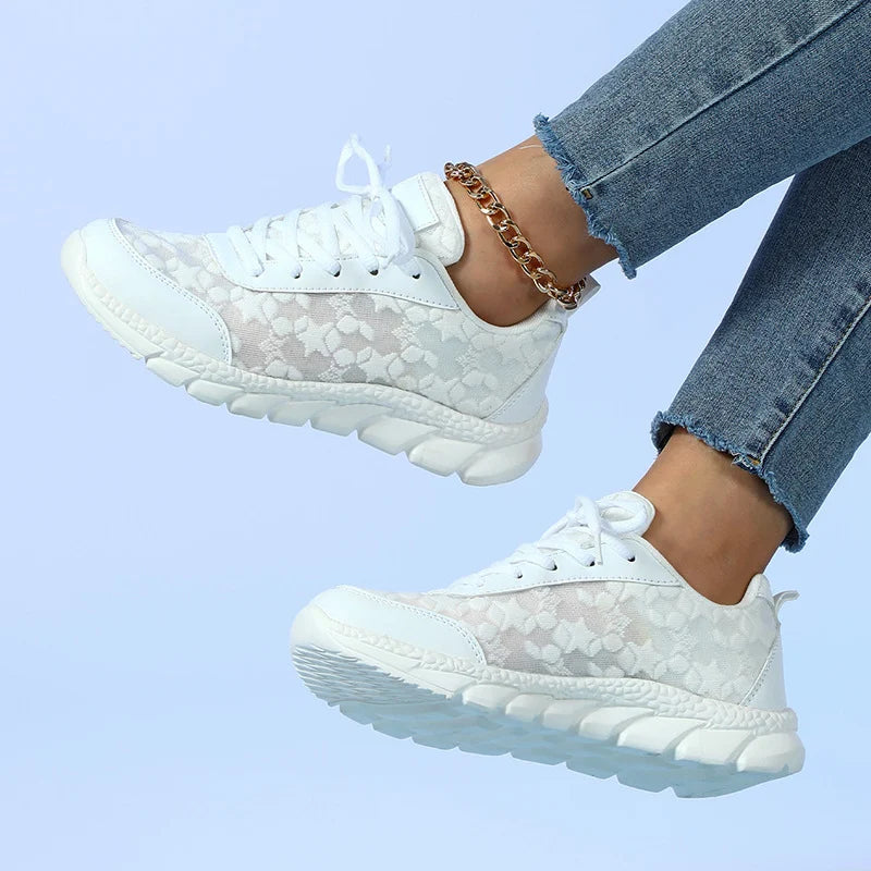 Lieke - Stijlvolle Orthopedische Sneakers Dames met Vetersluiting en Bloemenpatroon