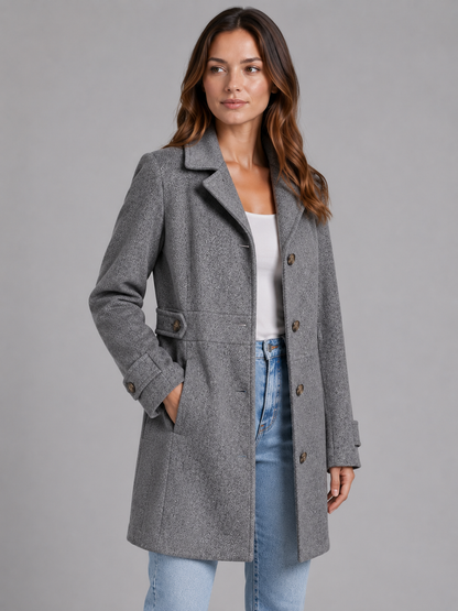 Lieke - Trenchcoat dames getailleerd met knopen en ceintuur in de taille