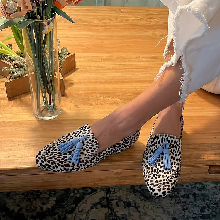 Lieke - Trendy Comfort Loafers Dames met Luipaardprint en Blauwe Kwastjes