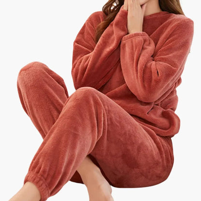 Lotte - Pyjama dames fleece en zacht met lange mouw en ruime pasvorm