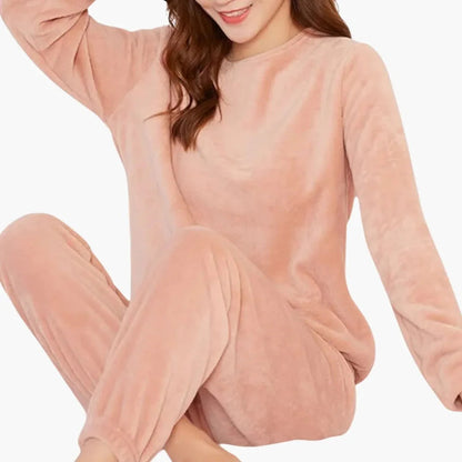 Lotte - Pyjama dames fleece en zacht met lange mouw en ruime pasvorm