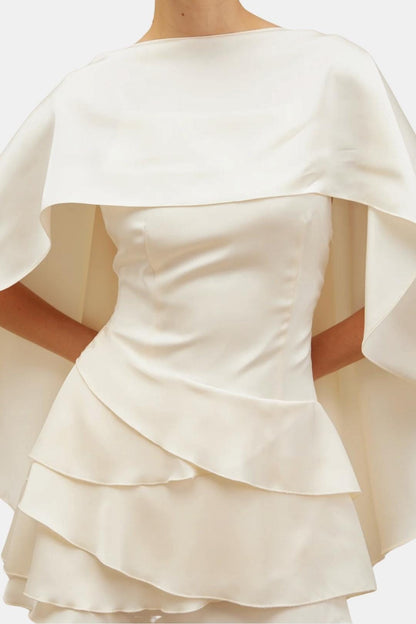 Maud - Elegante Galajurk Dames met Cape Mouwen en Gelaagde Rok