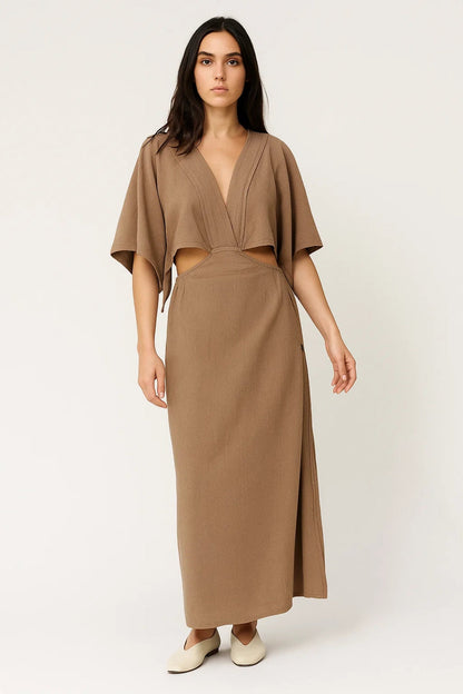 Maxi Jurk met Kimonomouwen | Diepe V-Hals en Cut-Out Taille | Elegant en Lichtgewicht