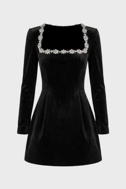 Mini Jurk Dames - Lange Mouwen met Kristallen Kraagdetail | Feestelijk