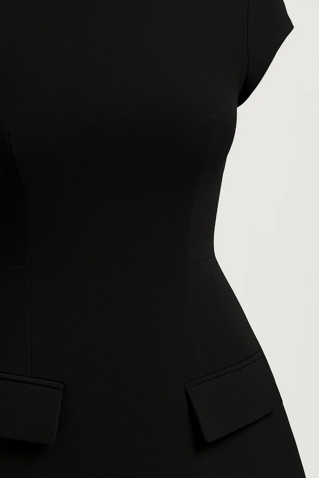 Mini Jurk met Hoge Hals | Getailleerde Pasvorm | Minimalistisch Design