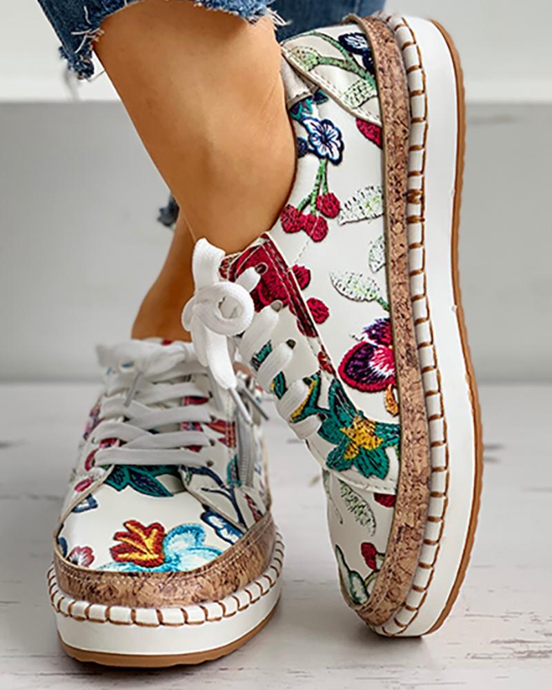 Nina - Romantische Comfort Sneakers Dames met Bloemenprint en Veters