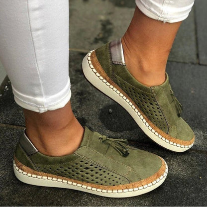 Noor - Boho Comfort Sneakers Dames met Kwastjes en Geperforeerde Zijkant