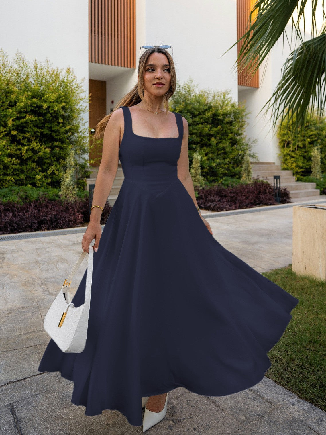 Noor - Elegante Bruiloft Gast Jurk Dames met Vierkante Hals en Volle Rok