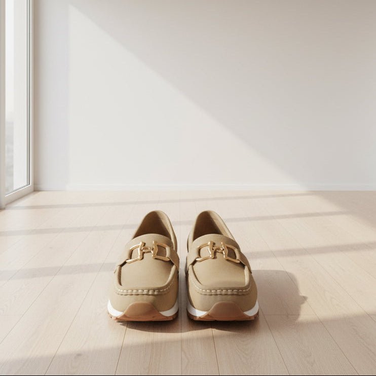 Noor - Stijlvolle Comfort Loafers Dames met Gouden Kettingdetail en Lichte Zool