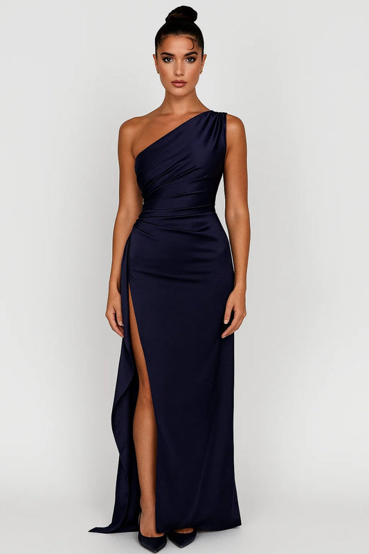 One Shoulder Galajurk | Getailleerd met Drapering | Hoge Split