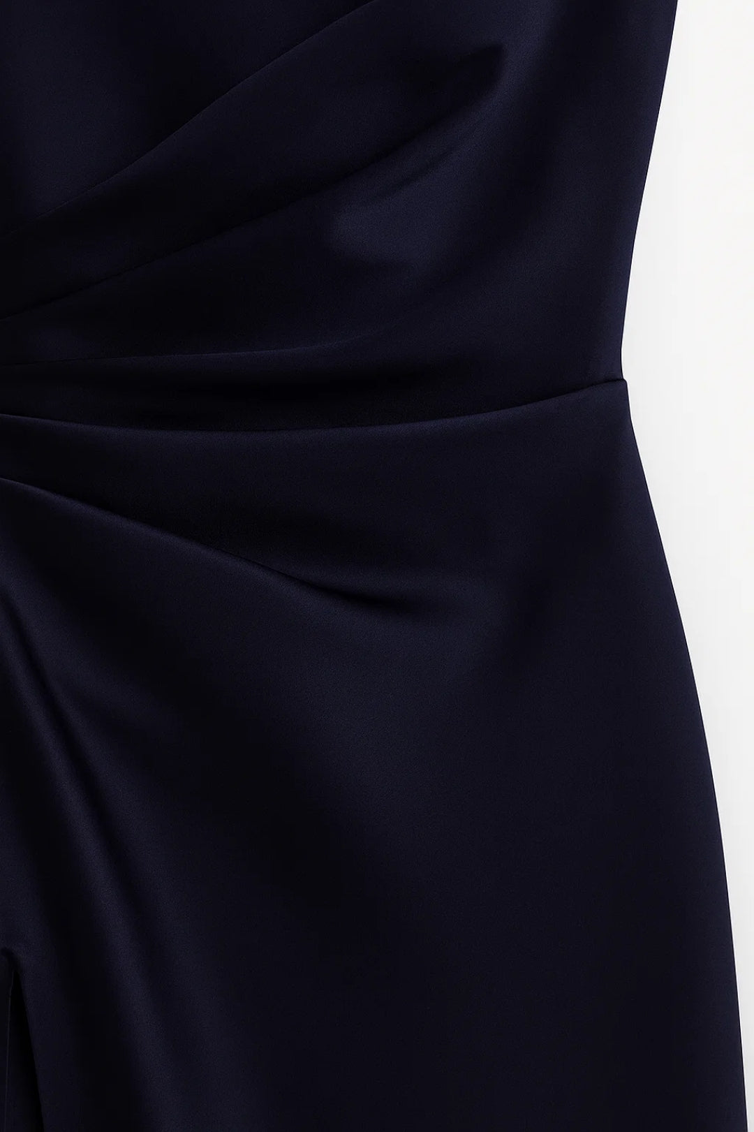 One Shoulder Galajurk | Getailleerd met Drapering | Hoge Split