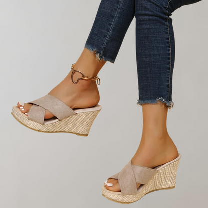 Tess - Orthopedische Sleehak Sandalen Dames met Gekruiste Band en Open Teen