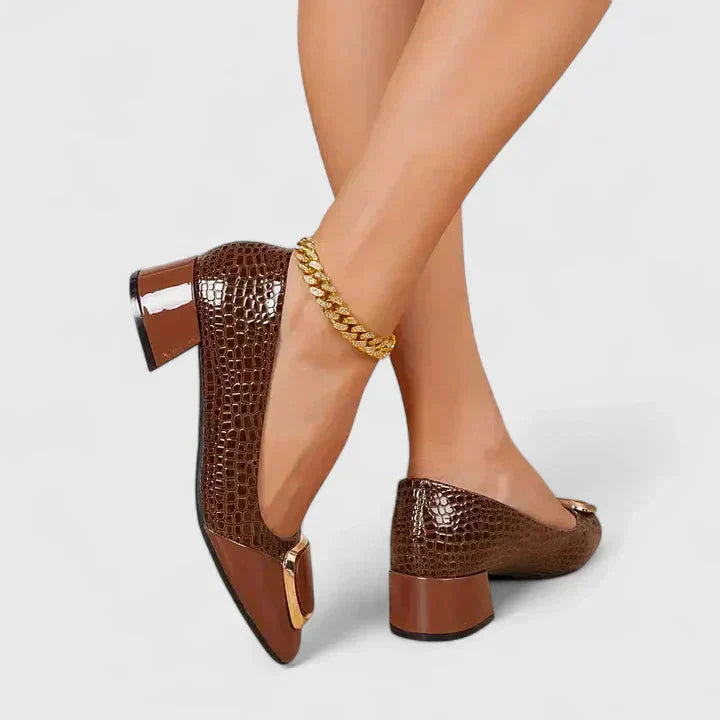 Sanne - Orthopedische Pumps Dames met Ergonomische Zool en Gouden Gespdetail