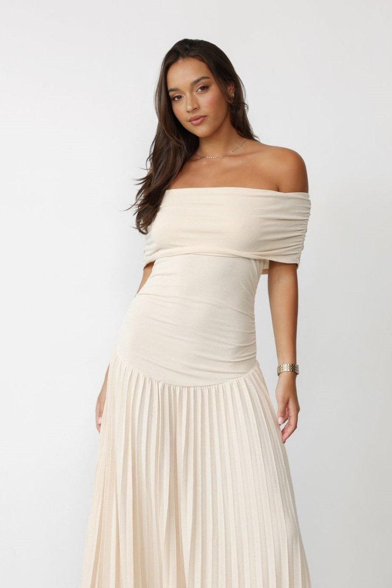 Tess - Chique Bruiloft Gastenjurk Dames met Off-shoulder en Geplooide Maxi Rok