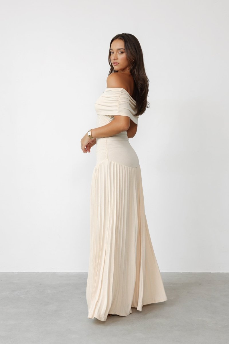 Tess - Chique Bruiloft Gastenjurk Dames met Off-shoulder en Geplooide Maxi Rok
