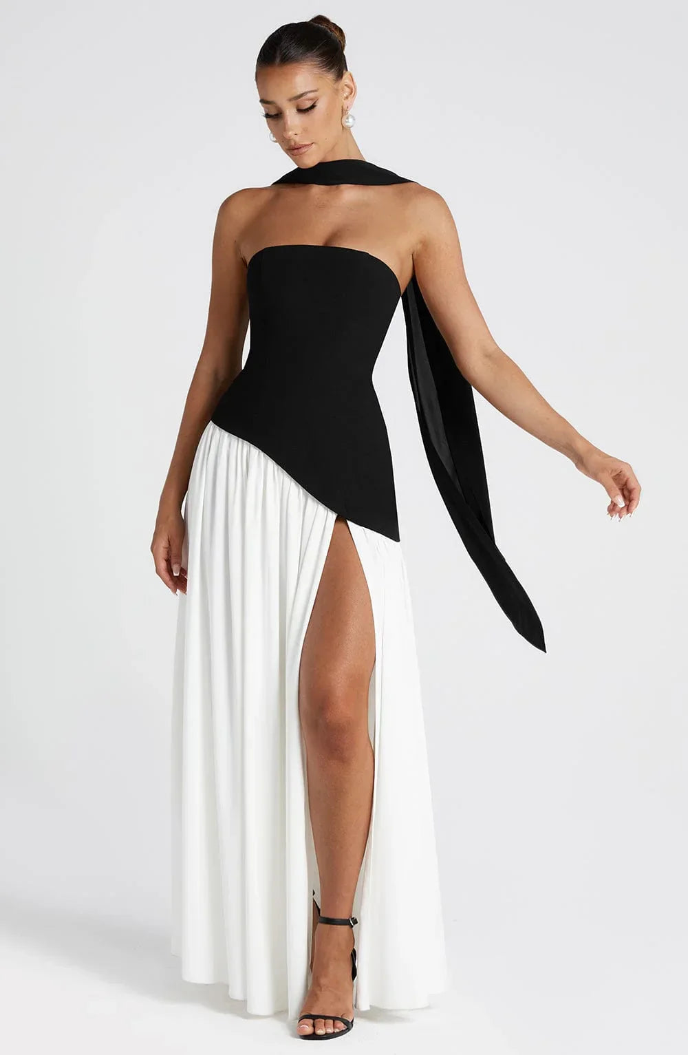 Tess - Chique Bruiloft Gastenjurk Dames met Strapless Corsage en Hoge Split