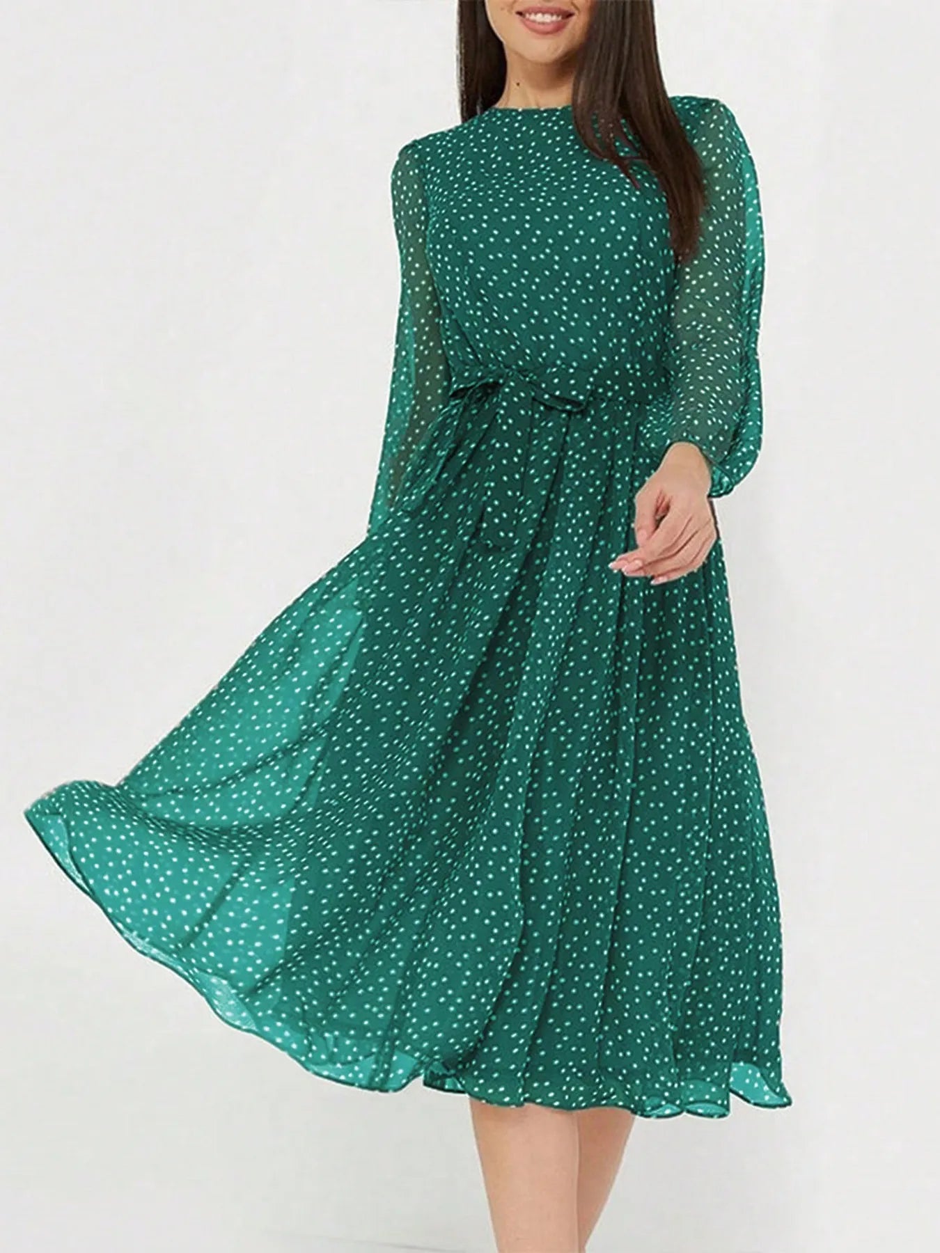 Tess - Elegante Bruiloft Gastenjurk Dames met Hoge Hals en Stippelprint
