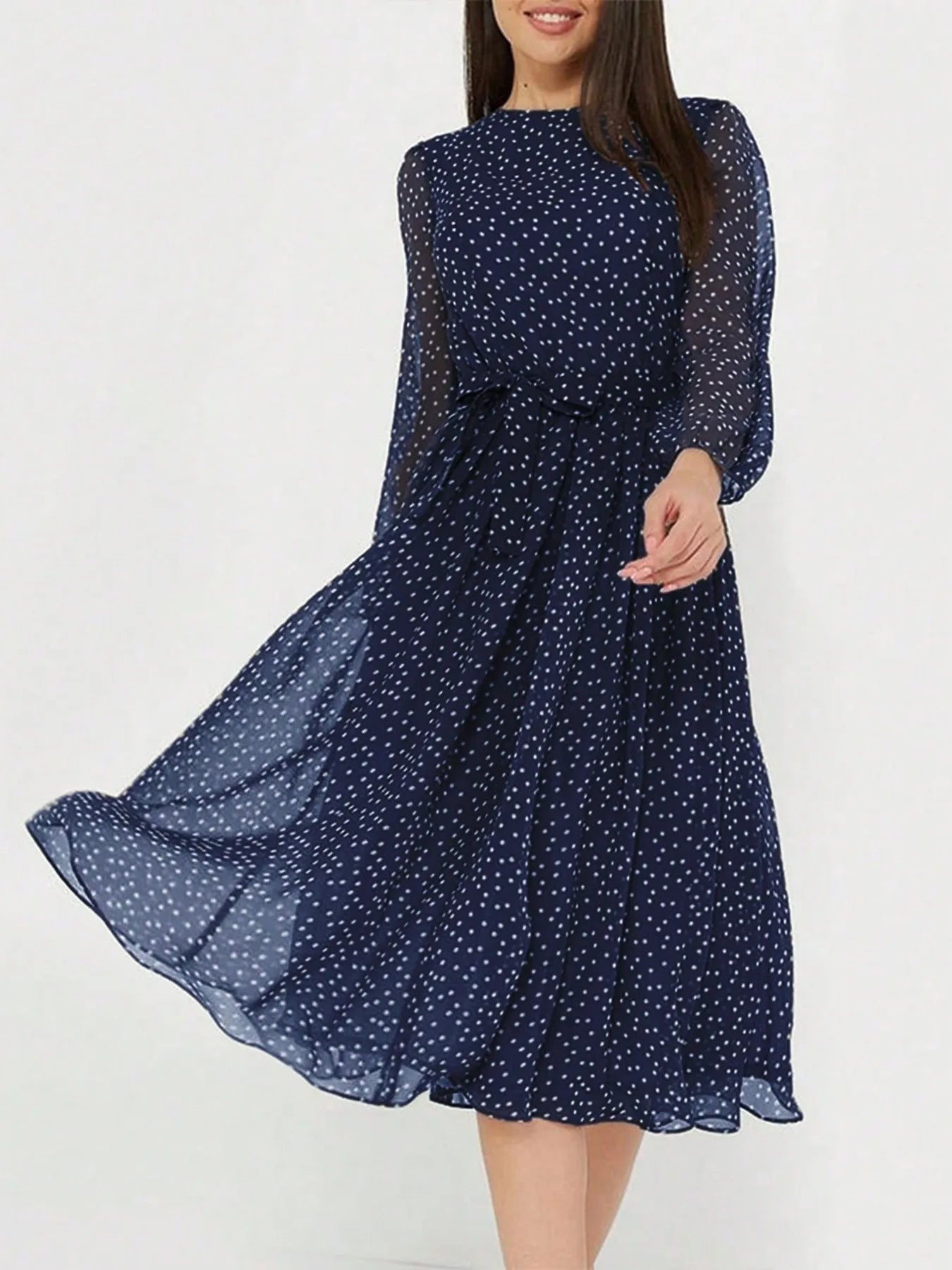Tess - Elegante Bruiloft Gastenjurk Dames met Hoge Hals en Stippelprint