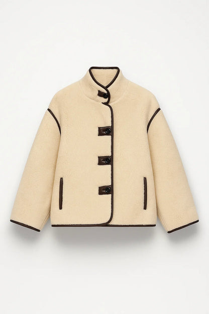 Warme Damesjas | Kort Model met Contrastbiezen | Elegant en Comfortabel