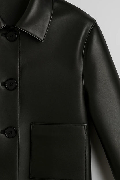 Minimalistische Jassen Collectie | Damesjack met Opgestikte Zakken en Knoopsluiting | Lichtgewicht en Ademend