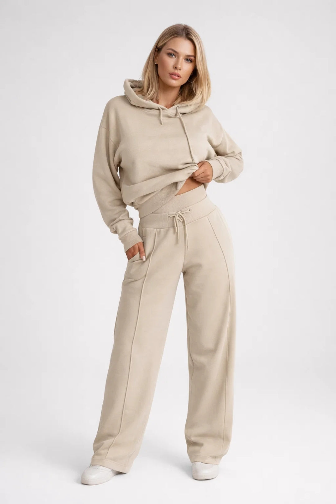 Dames Set - Cropped Hoodie met Wide Leg Joggingbroek | Casual